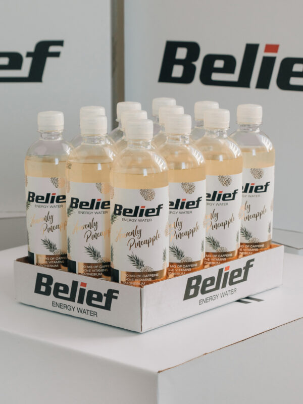 Belief ananassimaitseline madala kalorsusega jook 12tk x 0,53l